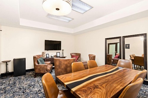 Hampton Inn & Suites Phoenix-Goodyear - image 41