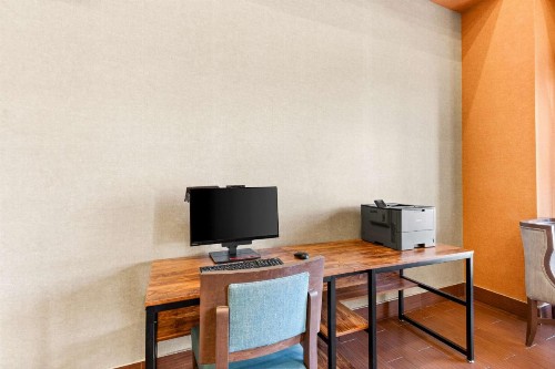 Hampton Inn & Suites Phoenix-Goodyear - image 48