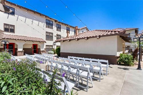 Hampton Inn & Suites Phoenix-Goodyear - image 9