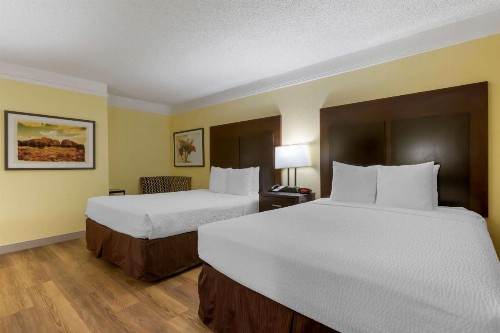 Best Western Phoenix Goodyear Inn - image 14