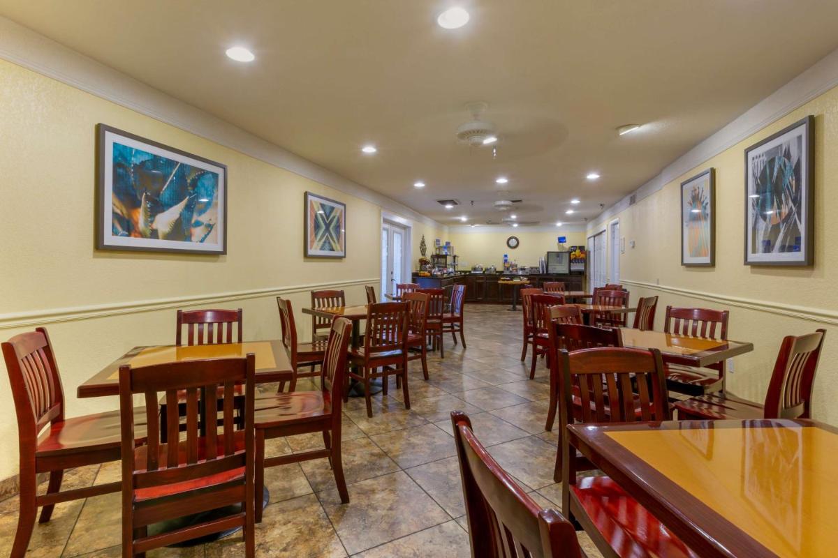 Best Western Phoenix Goodyear Inn - image 5