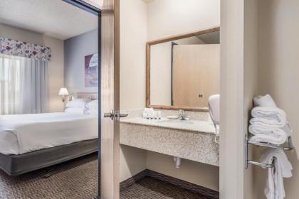 Red Lion Inn & Suites Goodyear - image 14