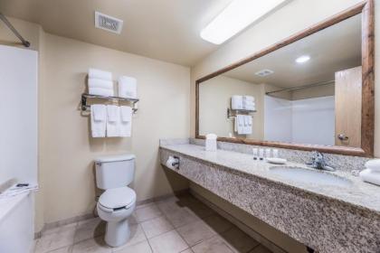 Red Lion Inn & Suites Goodyear - image 8