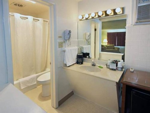 Travelers Rest Motel