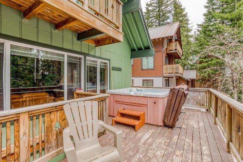Mt Hood Chalet Vacation Rental - image 12