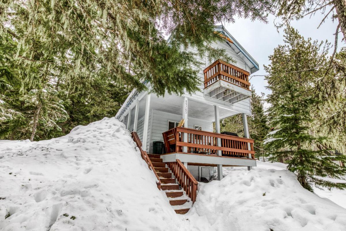 Bear Creek Cabin - image 6