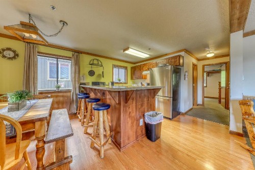 Little Trail Lodge - Unit B - image 10
