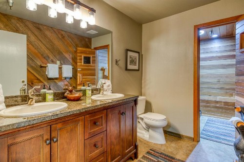 SkiWay Lodge at Thunderhead - image 6