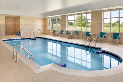 TownePlace Suites by Marriott Milwaukee Grafton - image 18