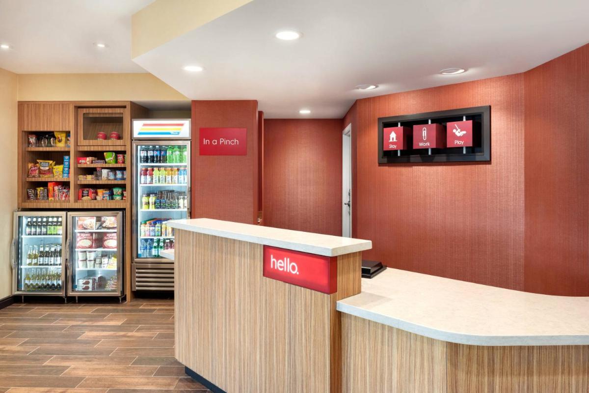 TownePlace Suites by Marriott Milwaukee Grafton - image 6