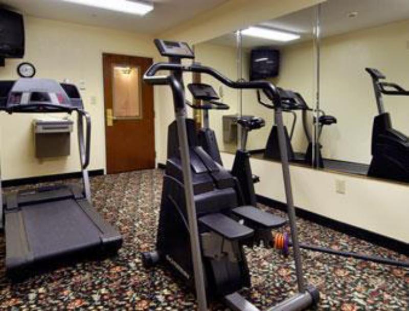 DAYS INN BURLINGTON EAST - main image