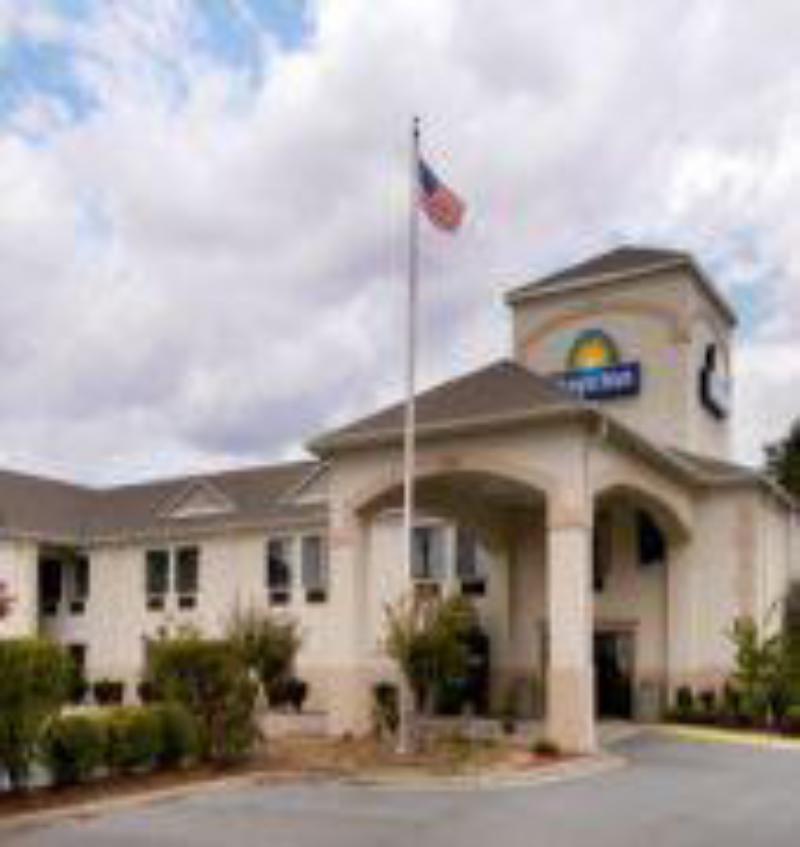 DAYS INN BURLINGTON EAST - image 5