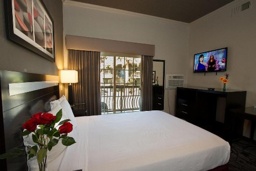 Granada Inn - image 14