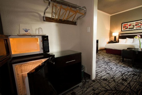 Granada Inn - image 17