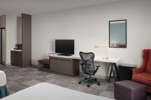 Hilton Garden Inn Granbury - image 42