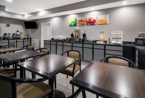 Quality Inn & Suites Granbury - image 16