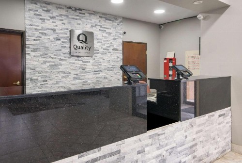 Quality Inn & Suites Granbury - image 25