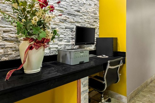 Quality Inn & Suites Granbury - image 34