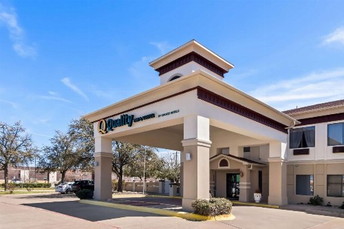 Quality Inn & Suites Granbury - image 35