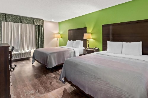Quality Inn & Suites Granbury - image 39