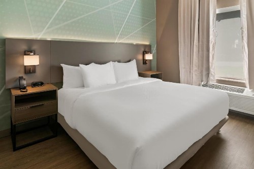 Comfort Suites Granbury - image 42