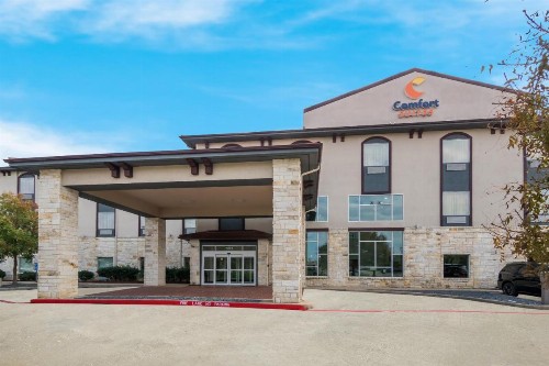Comfort Suites Granbury - image 48