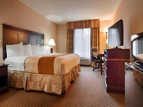 Best Western Granbury Inn and Suites - image 26
