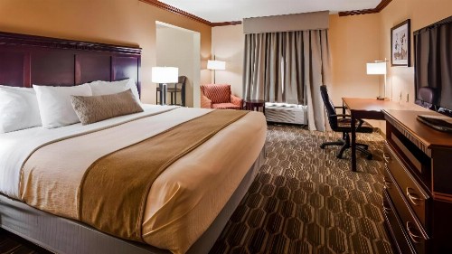 Best Western Granbury Inn and Suites - image 39