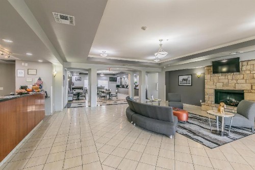 La Quinta by Wyndham Granbury - image 5