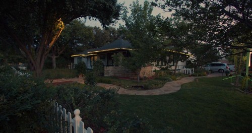 Granbury Gardens Bed and Breakfast - image 11