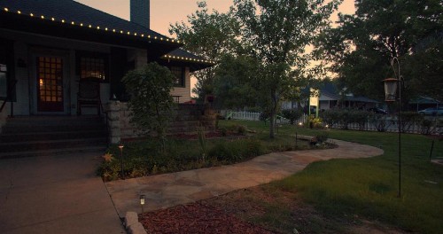 Granbury Gardens Bed and Breakfast - image 19