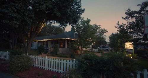 Granbury Gardens Bed and Breakfast - image 45