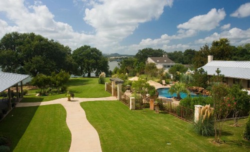 Inn on Lake Granbury - image 12