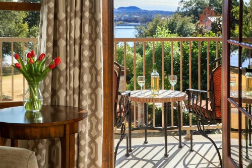 Inn on Lake Granbury - image 45