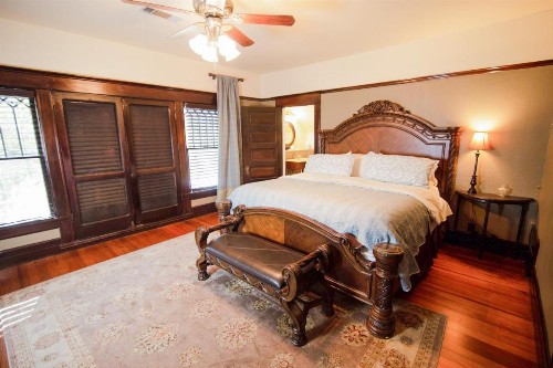 Iron Horse Inn - image 25