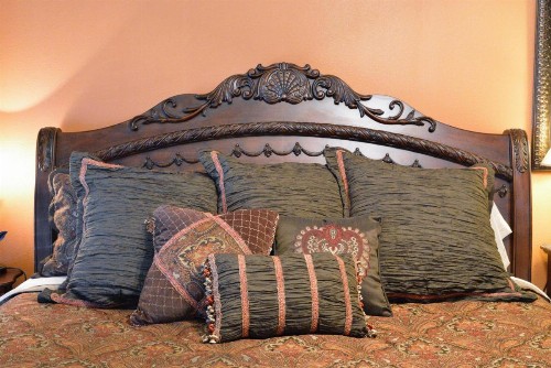 Iron Horse Inn - image 48