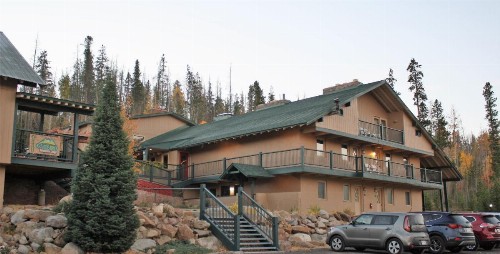 Hideaway Mountain Lodge - image 2