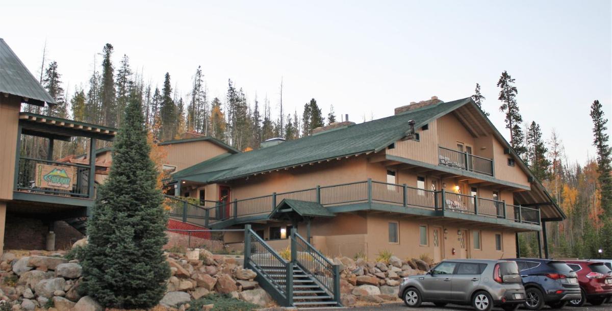 Hideaway Mountain Lodge - image 2