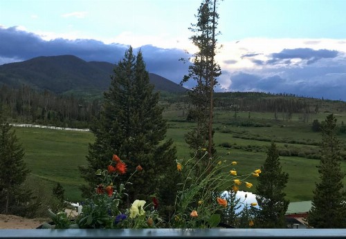 Hideaway Mountain Lodge - image 20
