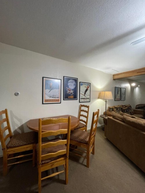 Hideaway Mountain Lodge - image 25