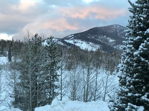 Hideaway Mountain Lodge - image 36