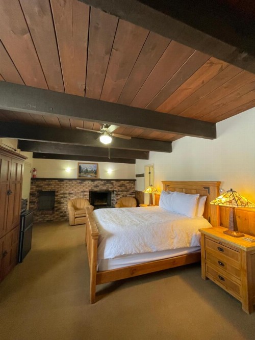 Hideaway Mountain Lodge - image 49