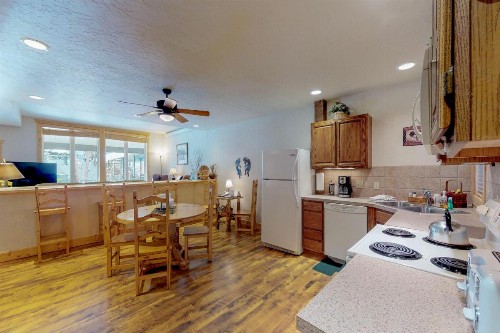 Wine Down in Granby - image 7