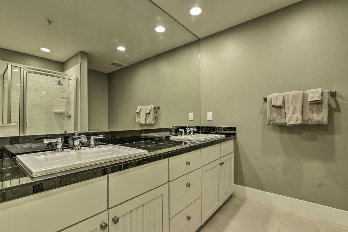 Ski-in and Ski-out Granby Ranch Condo with Hot Tub Access - image 5
