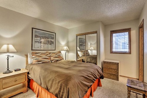 Ski-In and Ski-Out Granby Ranch Condo with Hot Tub! - image 4