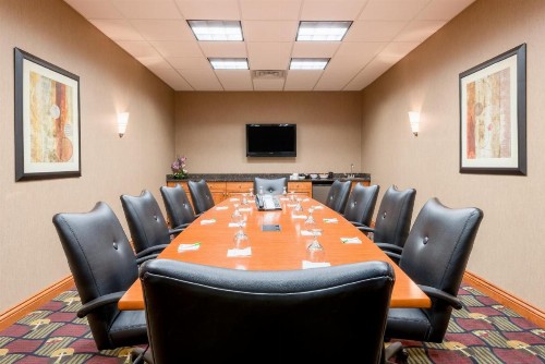 Holiday Inn Hotel & Suites Grand Junction-Airport an IHG Hotel - image 3
