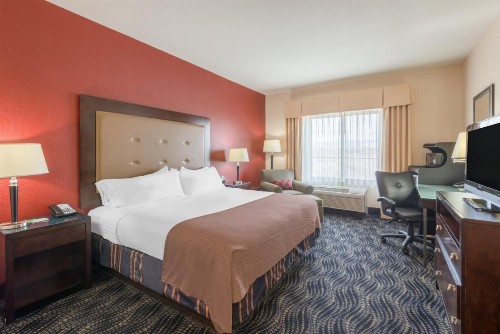 Holiday Inn Hotel & Suites Grand Junction-Airport an IHG Hotel - image 44