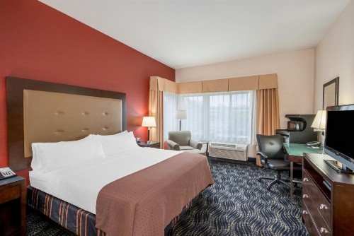 Holiday Inn Hotel & Suites Grand Junction-Airport an IHG Hotel - image 49