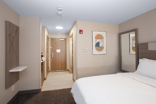 Holiday Inn Express Hotel & Suites Grand Junction an IHG Hotel - image 7