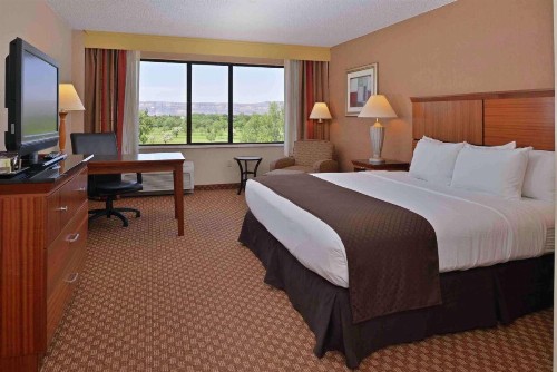 DoubleTree by Hilton Grand Junction - image 29